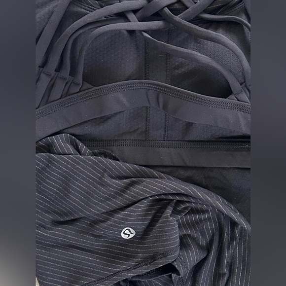 Lululemon Wild Tank, black - size 4 - Picture 5 of 6